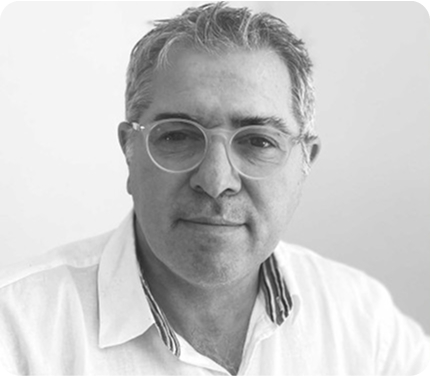 DR Stephane Bach